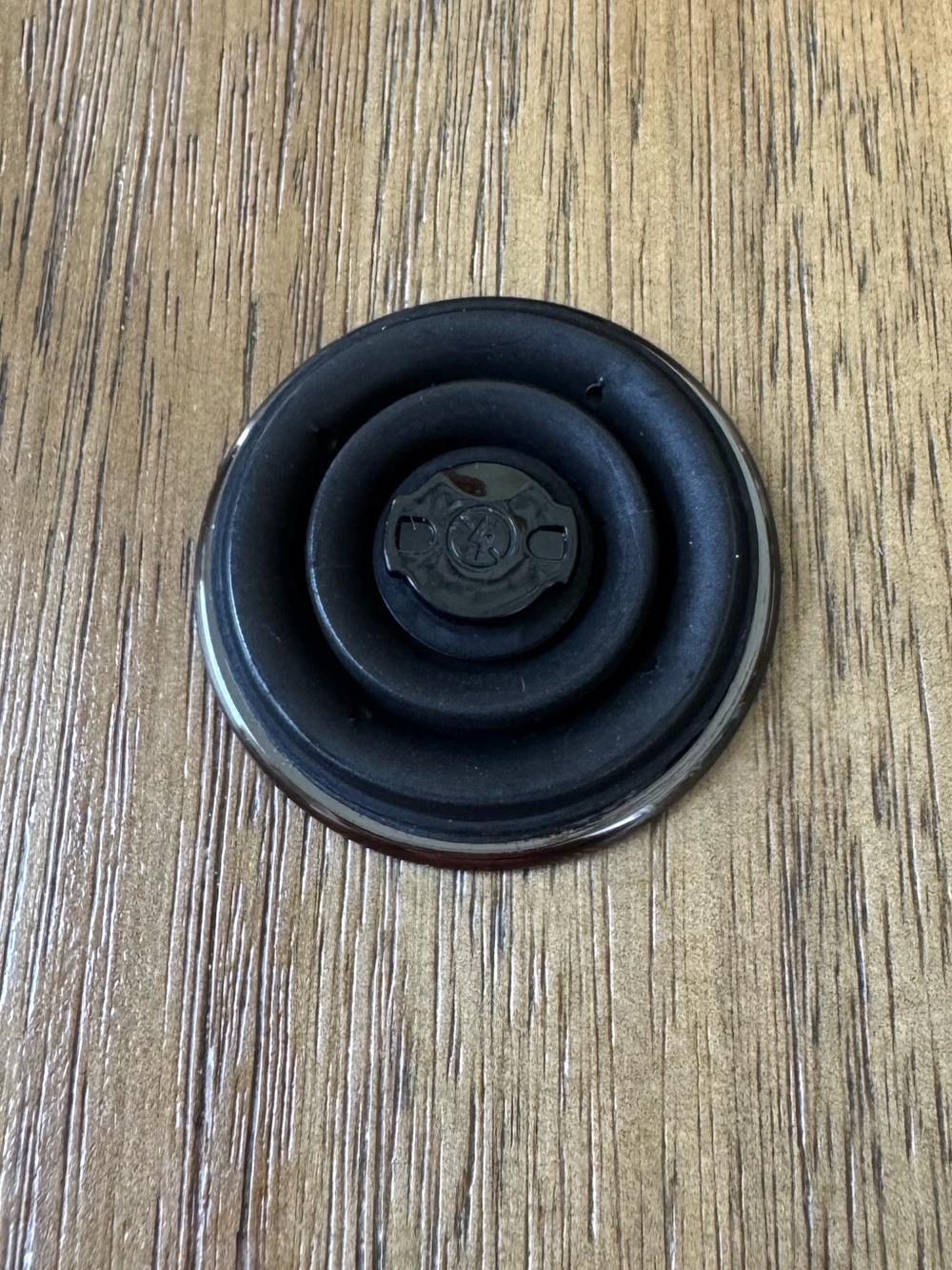 Mickey Enamel Popsocket! - Picture 2 of 2